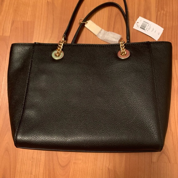 New Coach Purse - Picture 3 of 6